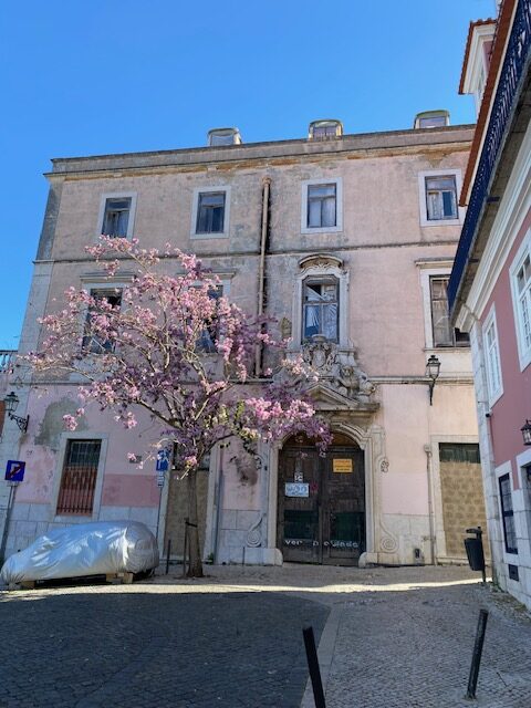 lissabon haus in der stadt